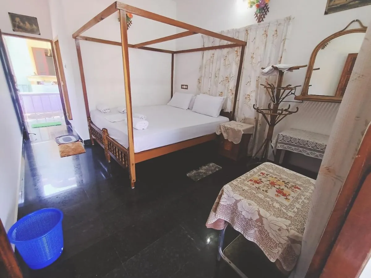 Hotel Baby House Varkala 0*,